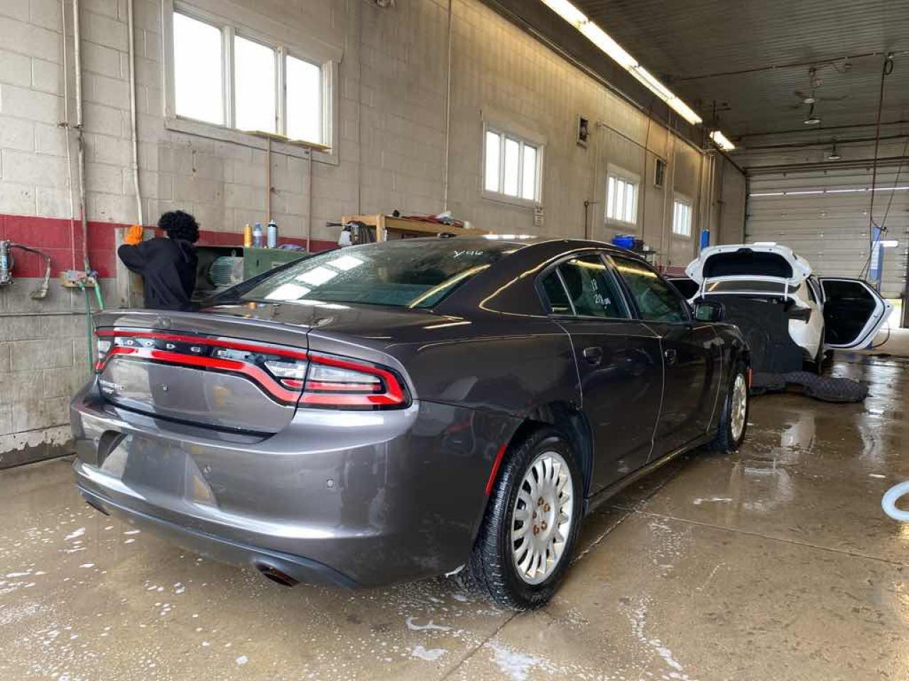 2018 Dodge Charger Police - Photo #4