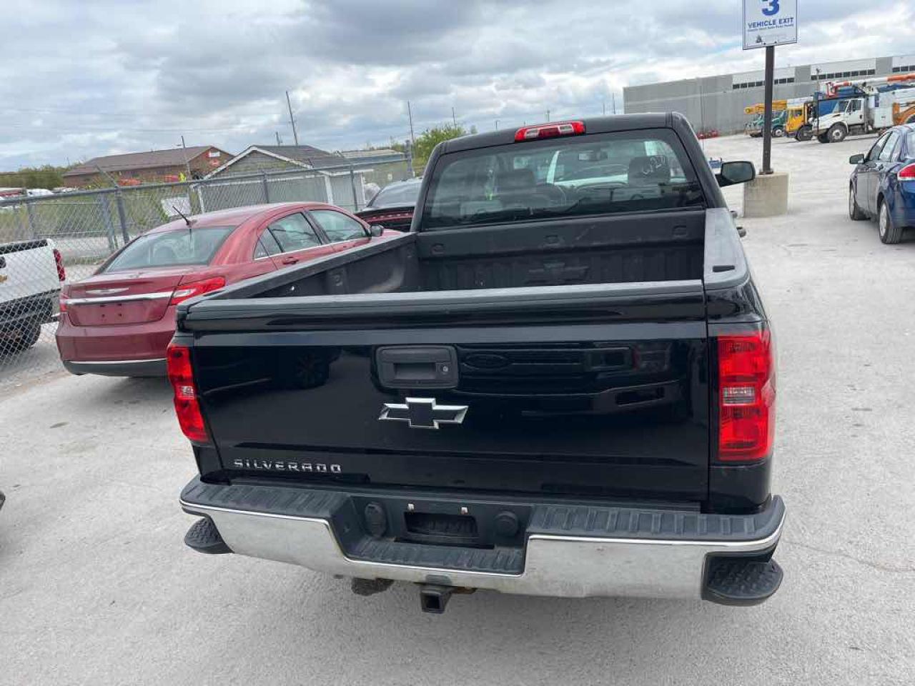 2016 Chevrolet Silverado  - Photo #5