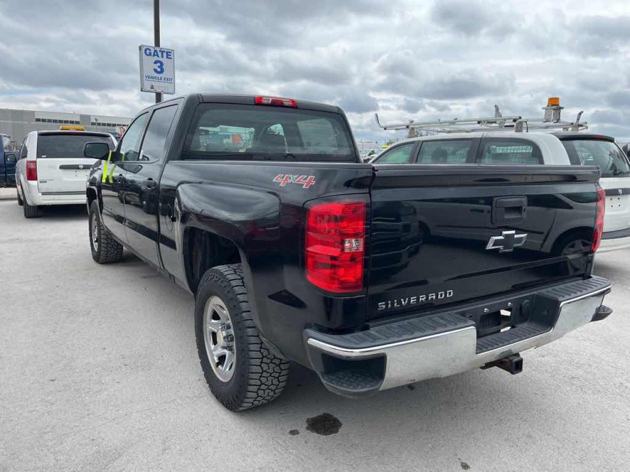 2016 Chevrolet Silverado  - Photo #6