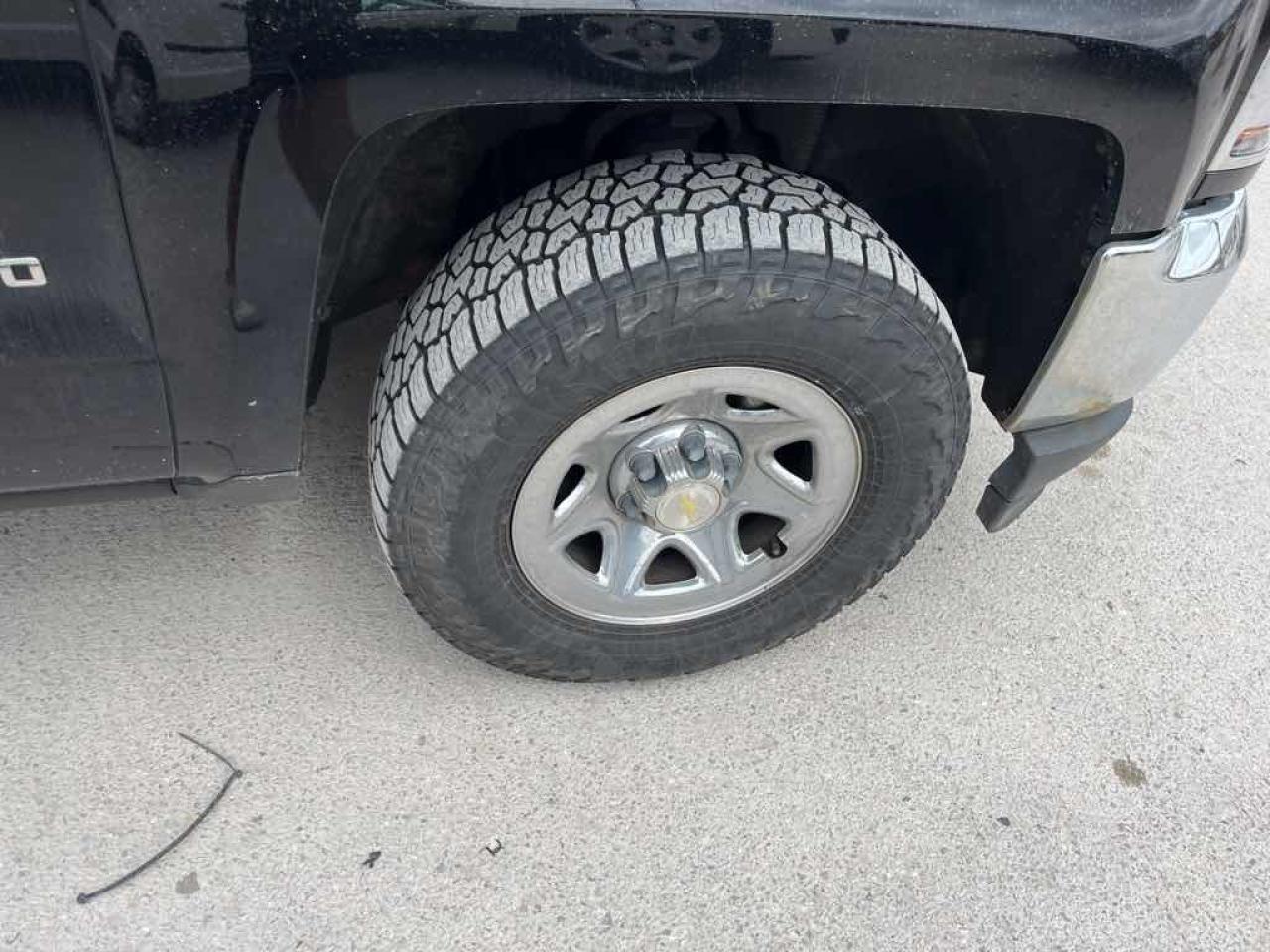 2016 Chevrolet Silverado  - Photo #17