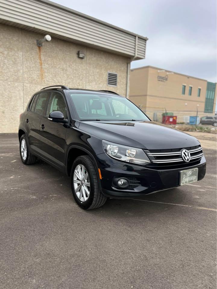 2012 Volkswagen Tiguan COMFORTLINE - Photo #2