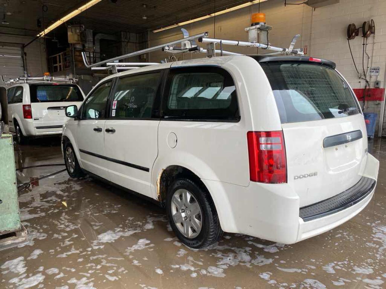 2010 Dodge Grand Caravan C. V - Photo #6