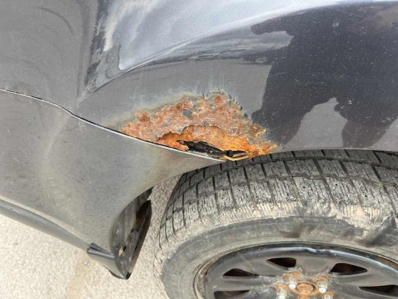 2011 Subaru Outback 2.5I Limit - Photo #17