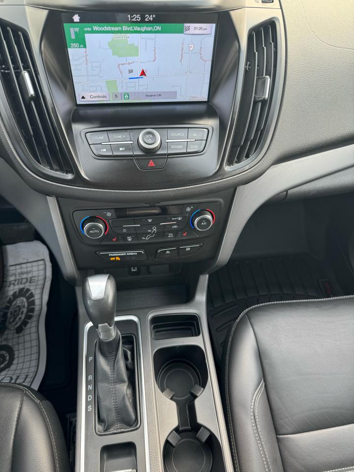 2017 Ford Escape SE - Photo #20