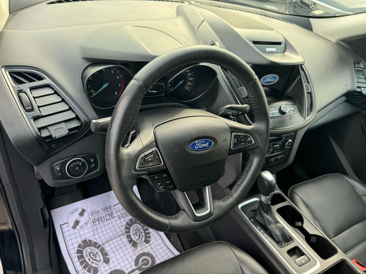2017 Ford Escape SE - Photo #10