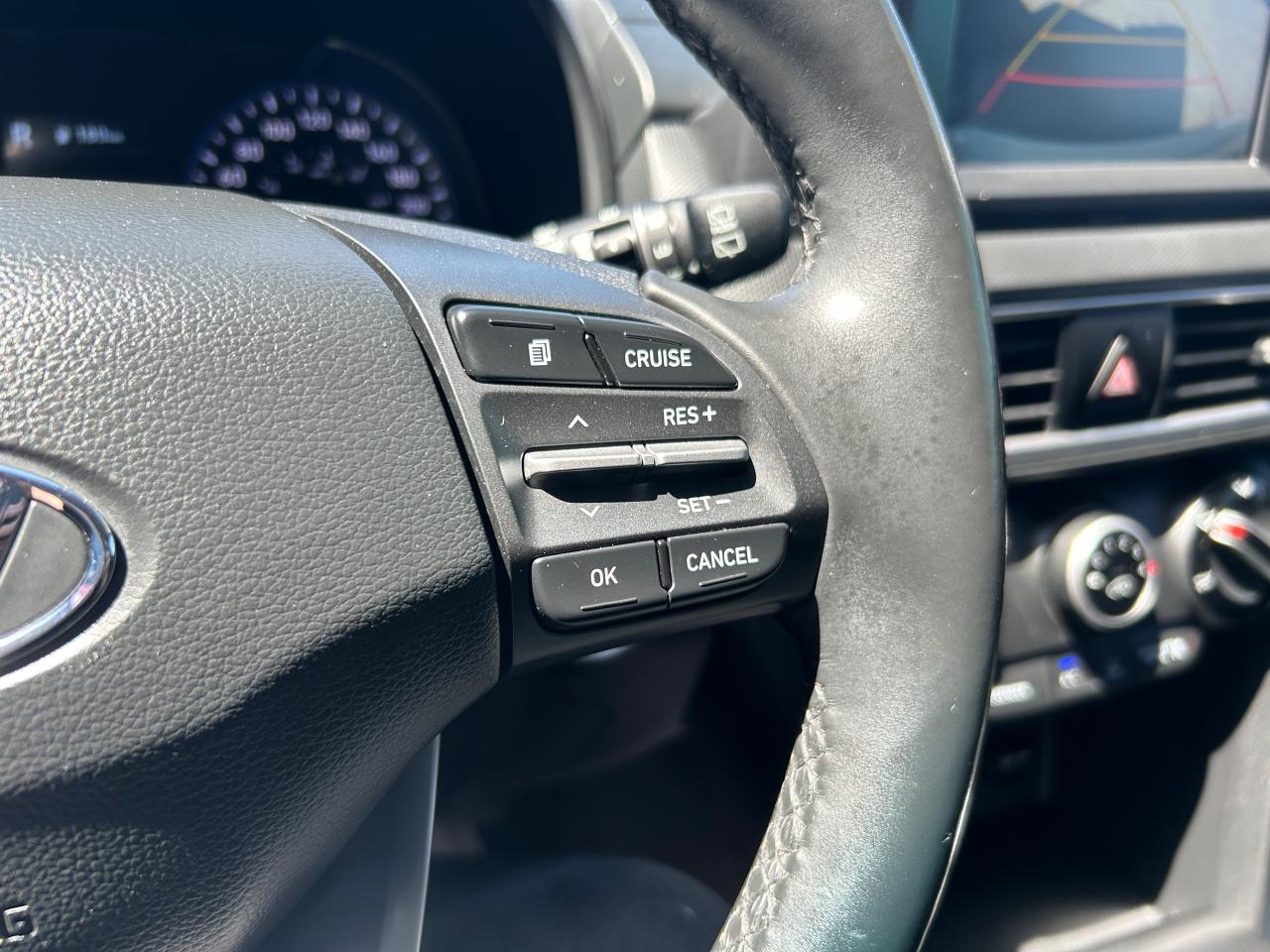 2019 Hyundai KONA 2.0L FWD w/Two-Tone Roof - Photo #19