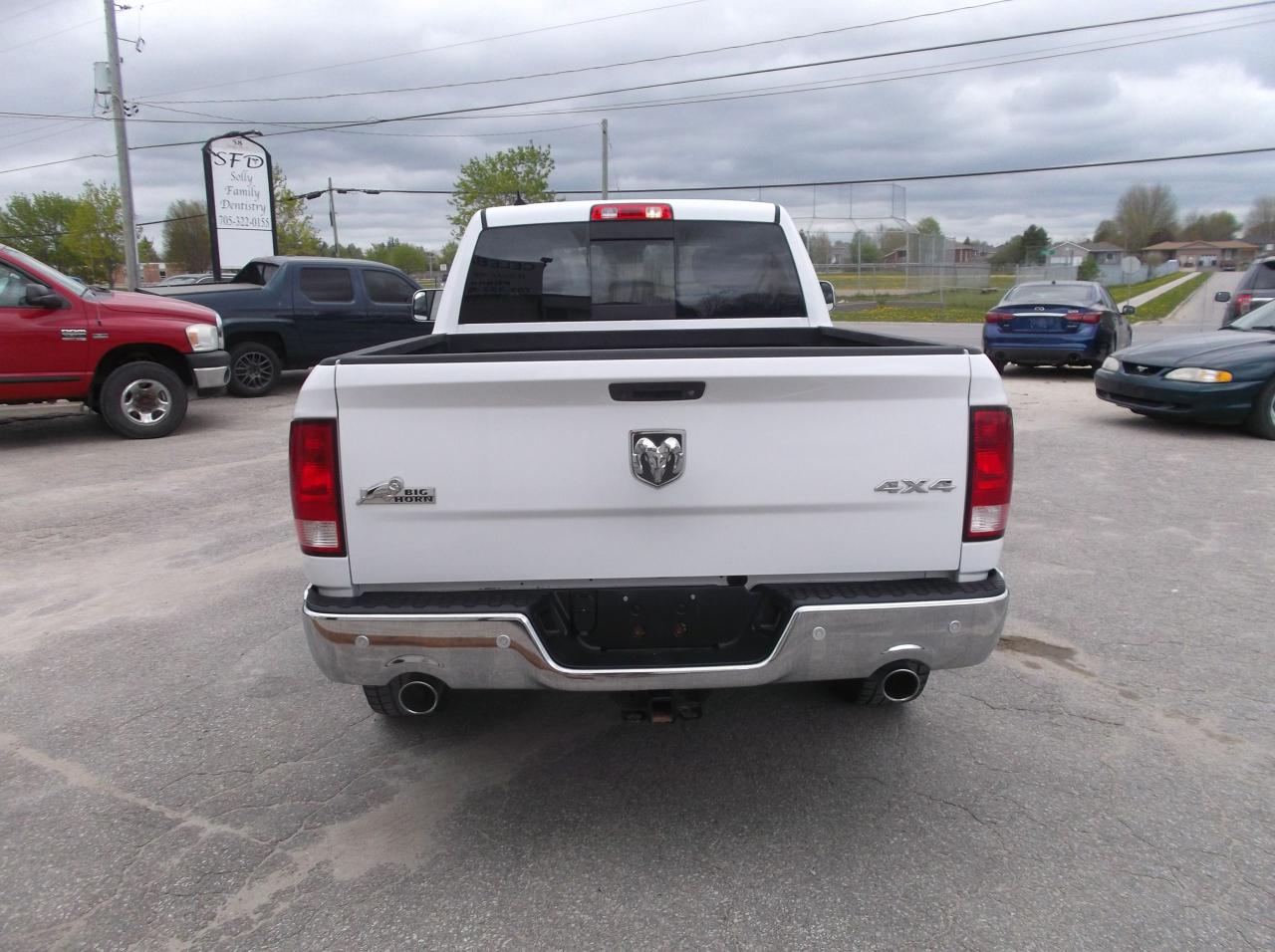 2018 RAM 1500 4X4 4 DOOR  BIGHORN - Photo #4
