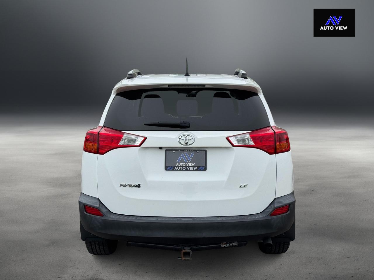 2015 Toyota RAV4 LE **MICHELIN DEFENDER TIRES**SUPER CLEAN** - Photo #6