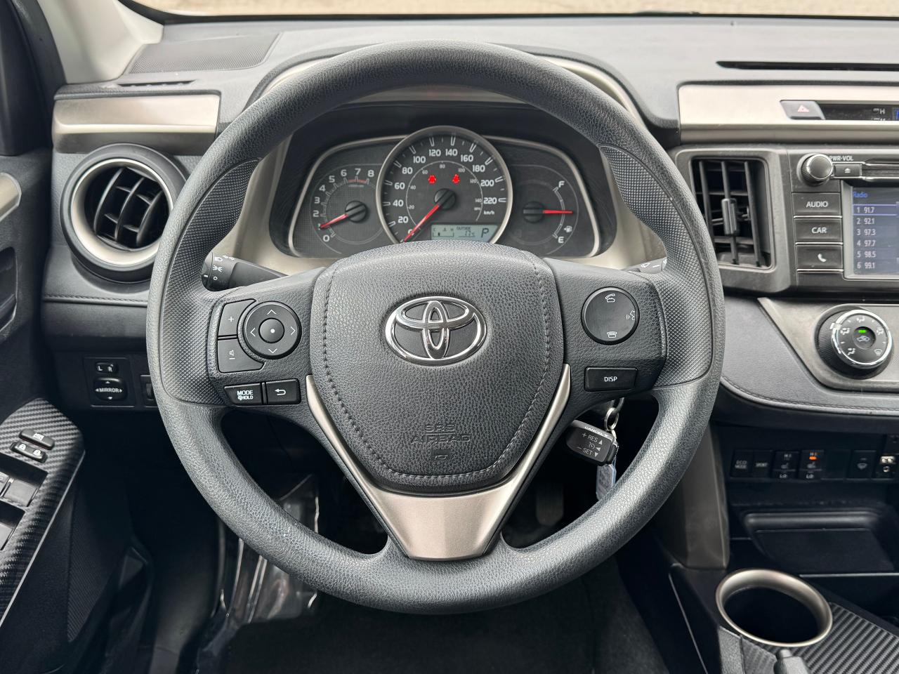 2015 Toyota RAV4 LE **MICHELIN DEFENDER TIRES**SUPER CLEAN** - Photo #19