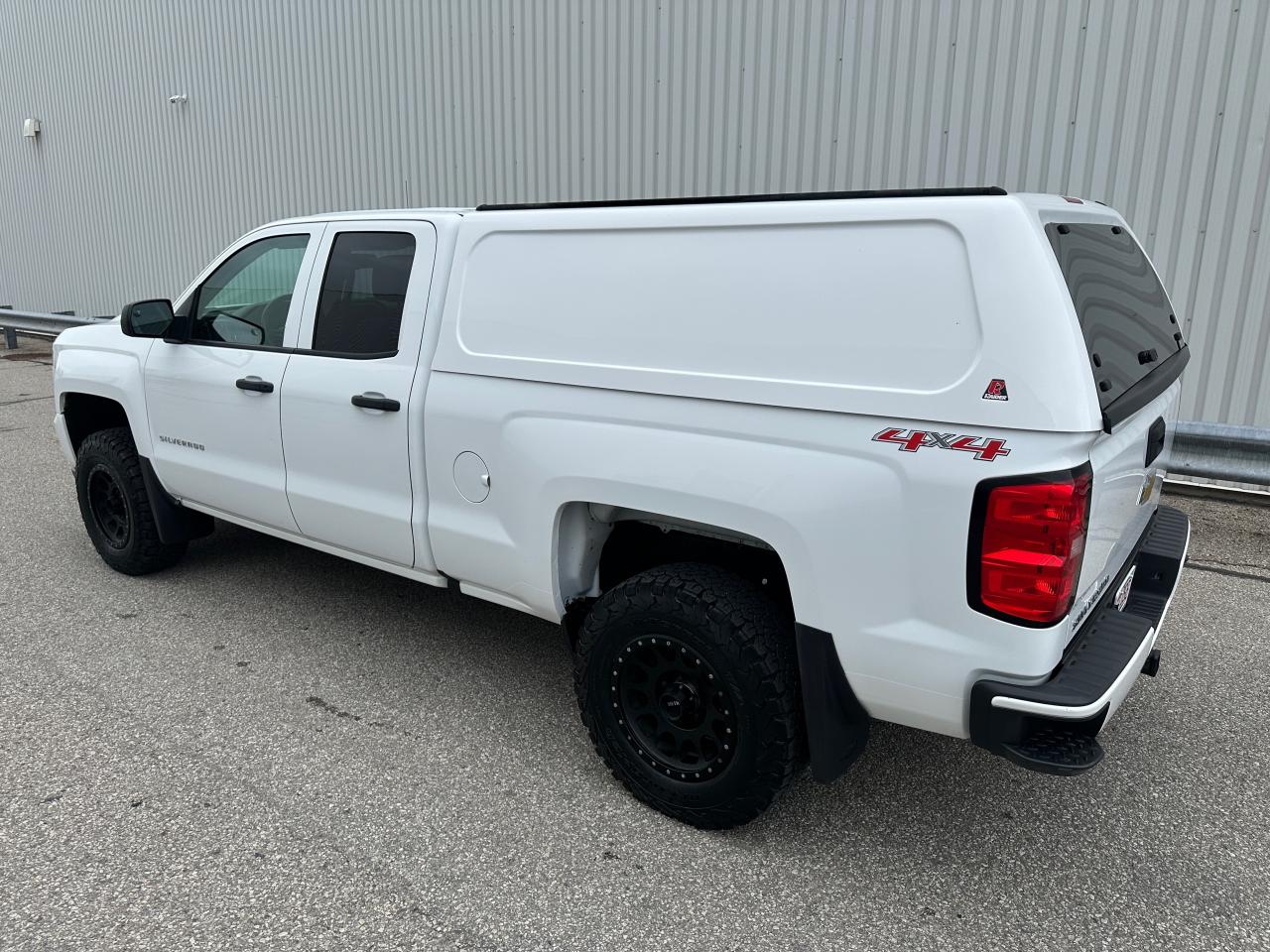 2016 Chevrolet Silverado 1500 4WD Double Cab 6.5 Ft Box Photo3