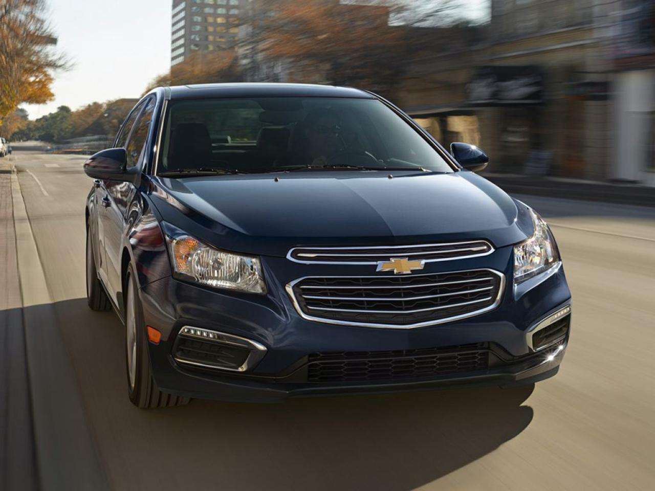 Used 2015 Chevrolet Cruze 1LT for sale in Brandon, MB