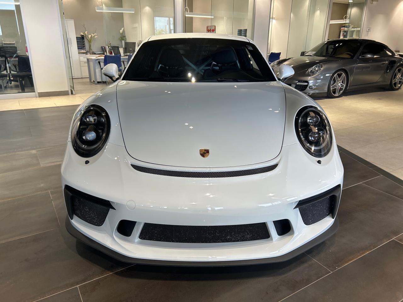 2018 Porsche 911 GT3 w/ PDK Photo