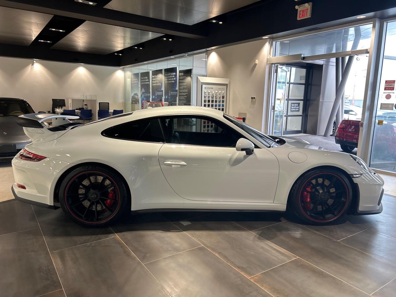2018 Porsche 911 GT3 w/ PDK Photo
