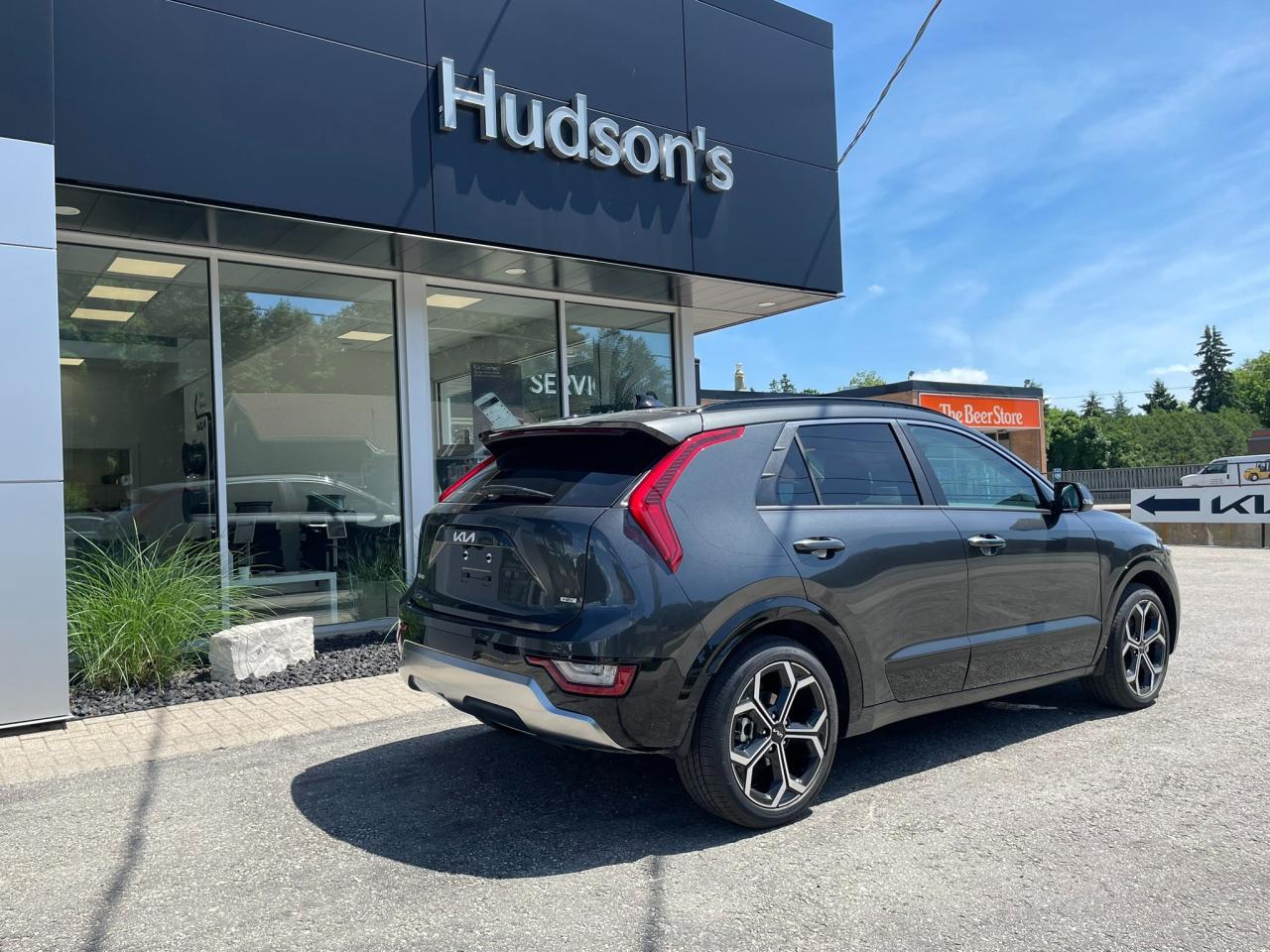 2025 Kia NIRO SX Photo