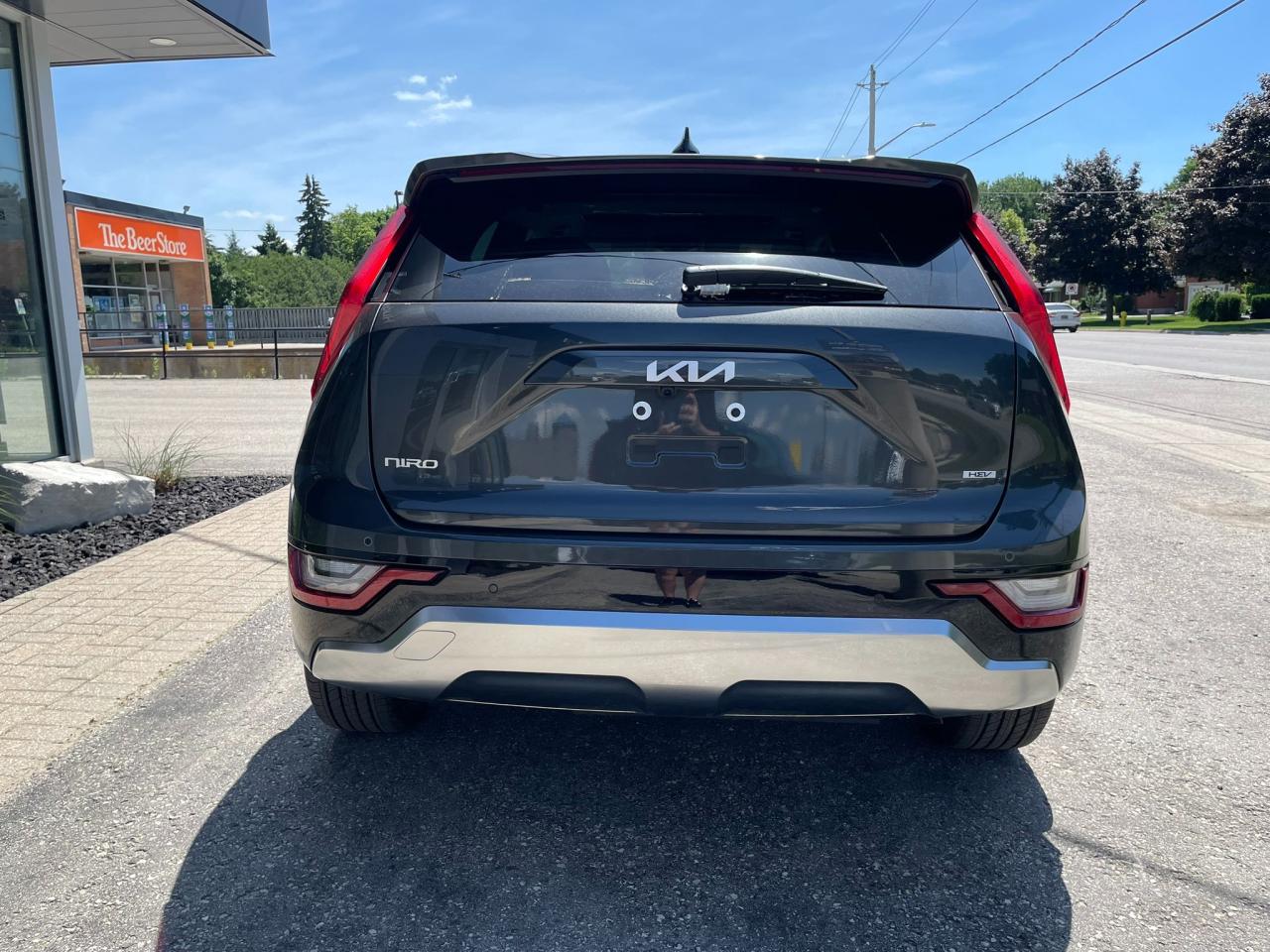 2025 Kia NIRO SX Photo