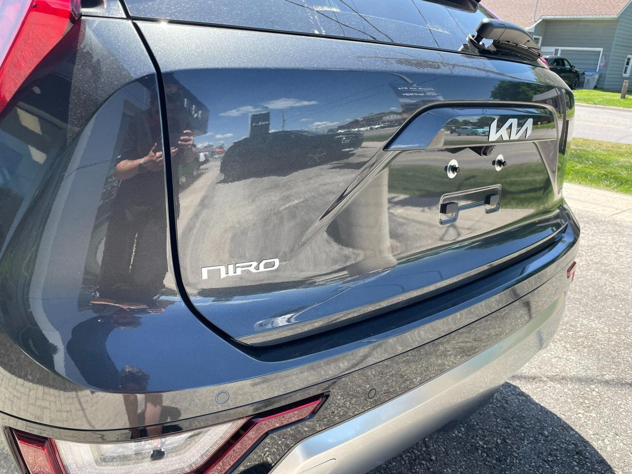 2025 Kia NIRO SX Photo