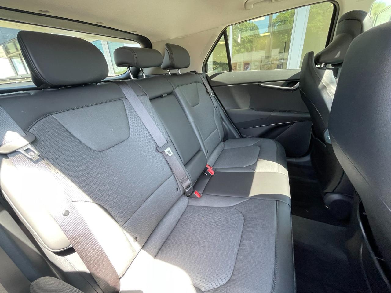 2025 Kia NIRO SX Photo