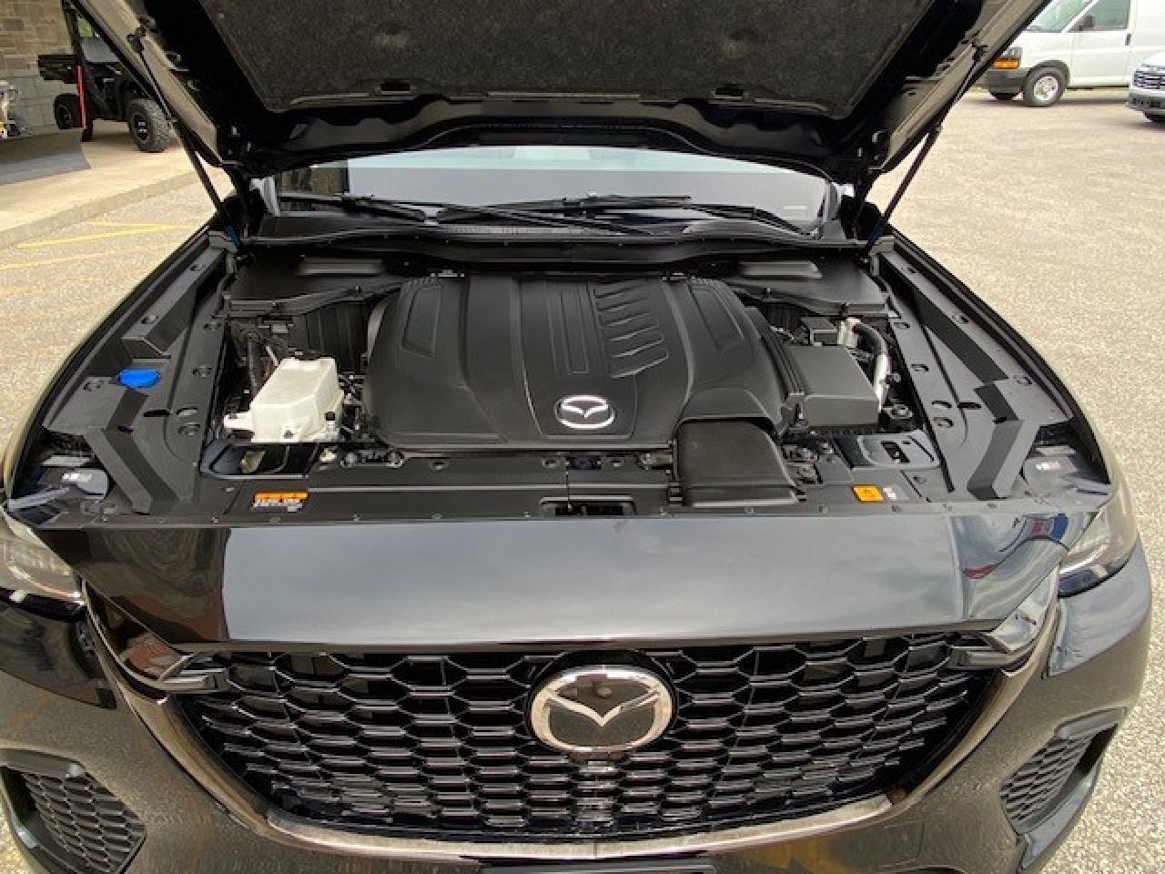 2025 Mazda CX-70 MHEV GS-L AWD Photo3