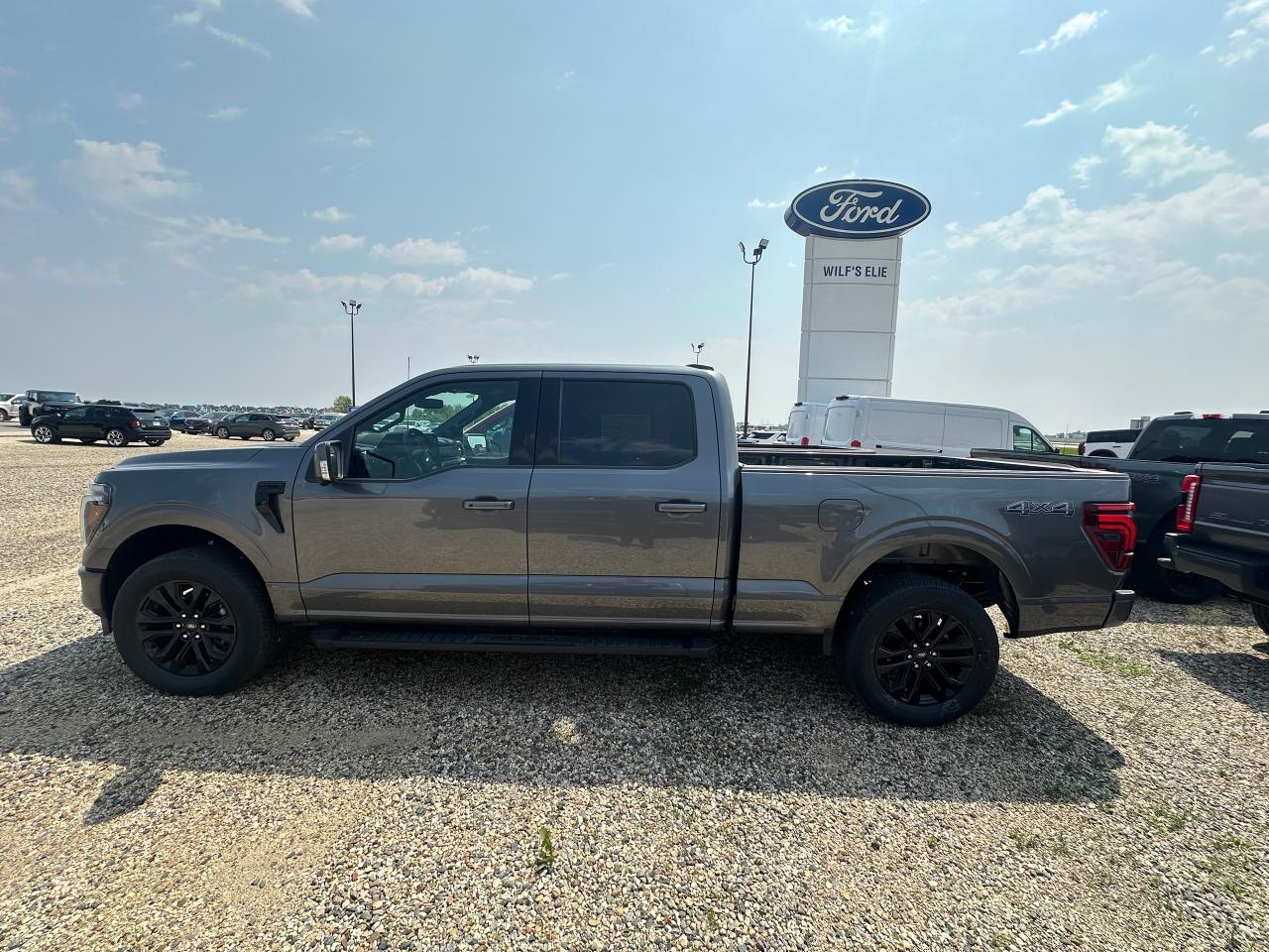 2025 Ford F-150 Lariat 4WD SuperCrew 6.5' Box Photo3