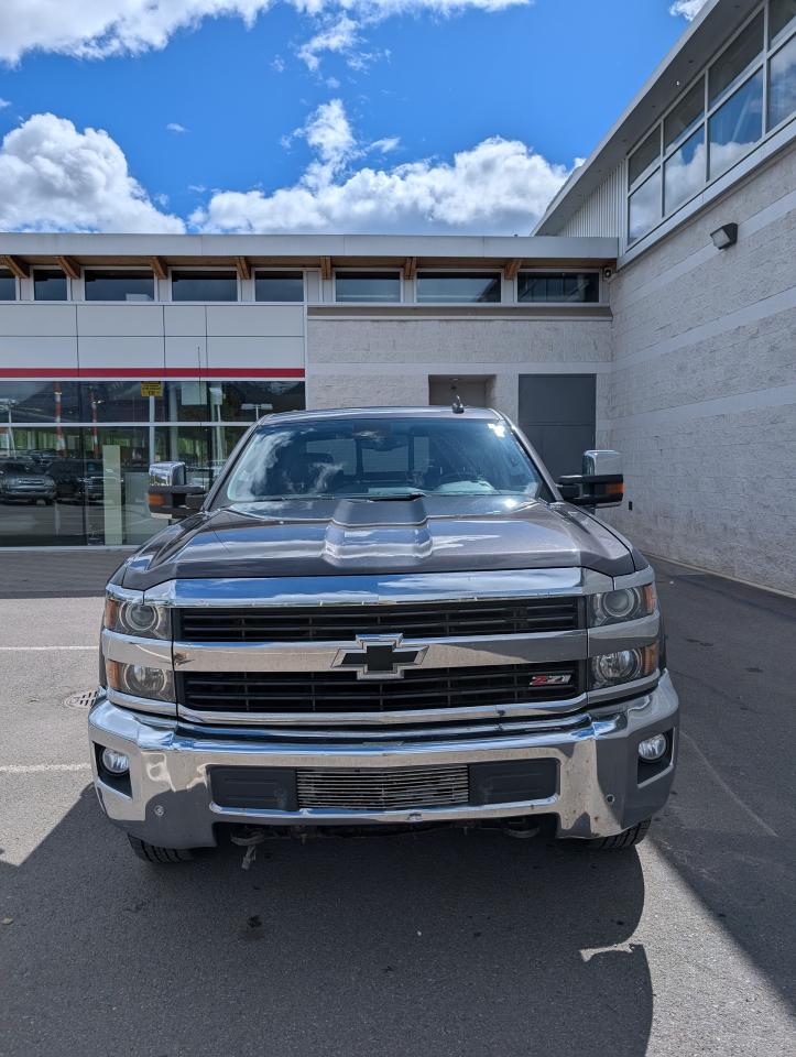 2016 Chevrolet Silverado 3500HD LTZ Photo1
