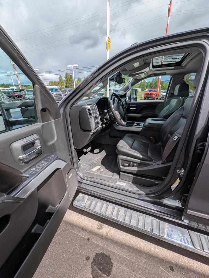 2016 Chevrolet Silverado 3500HD LTZ Photo