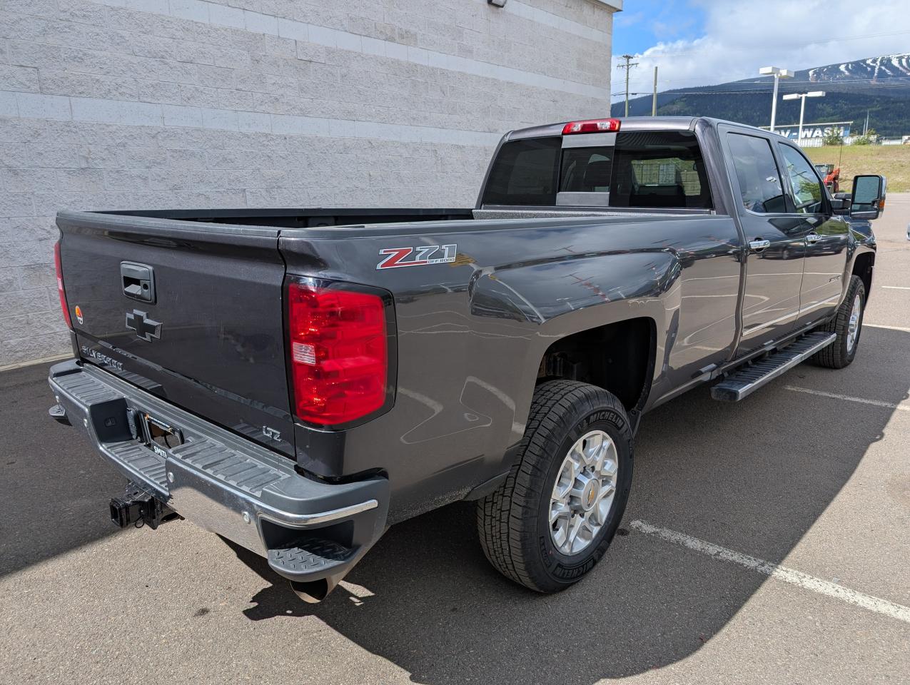 2016 Chevrolet Silverado 3500HD LTZ Photo