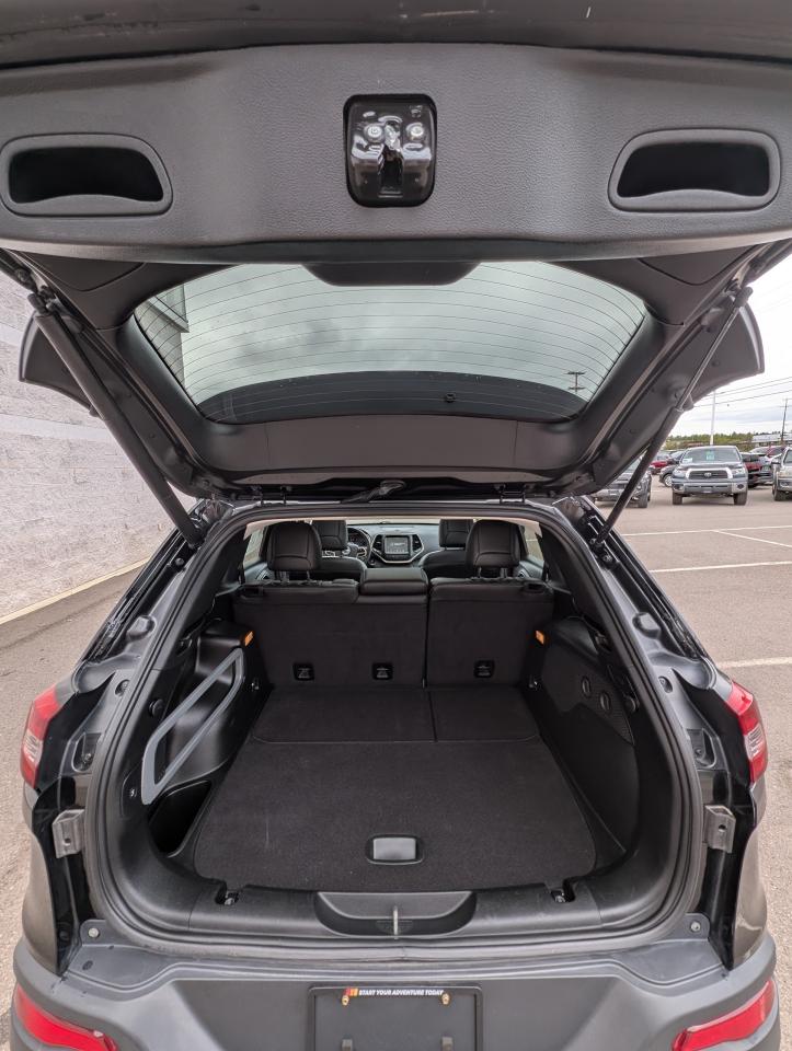 2017 Jeep Cherokee Limited Photo