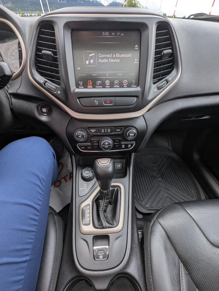 2017 Jeep Cherokee Limited Photo