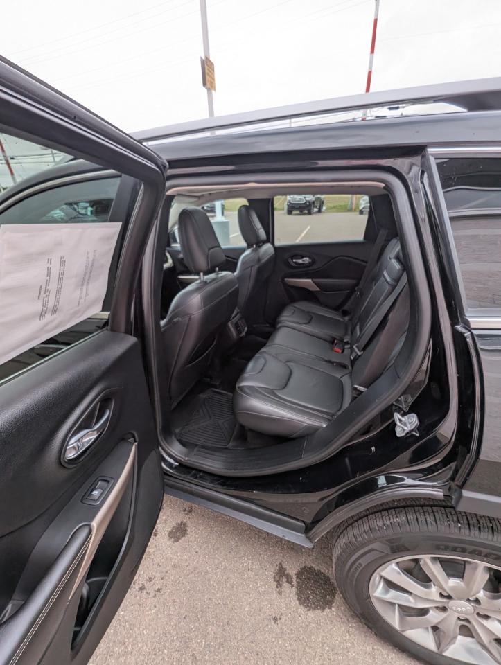 2017 Jeep Cherokee Limited Photo