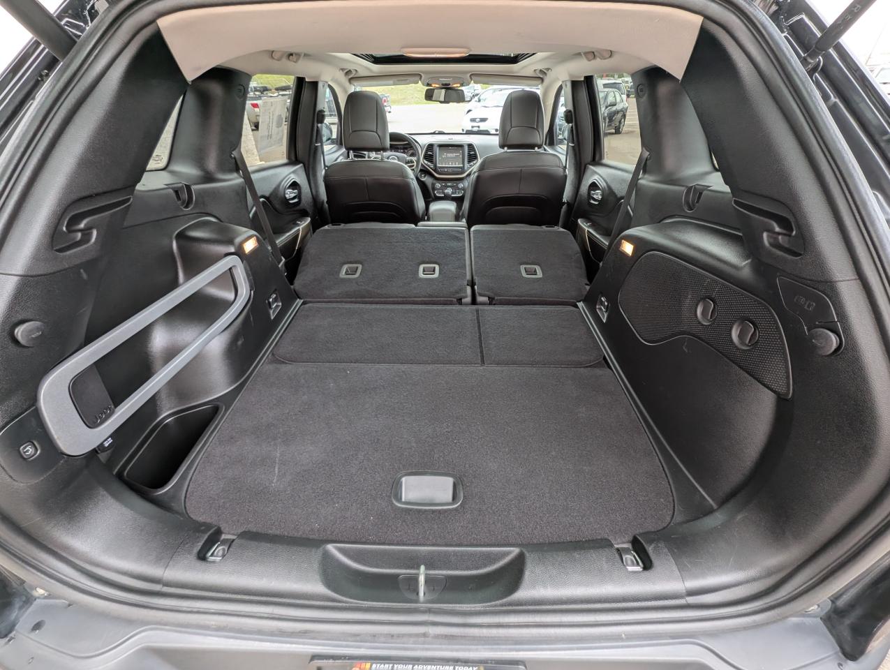2017 Jeep Cherokee Limited Photo