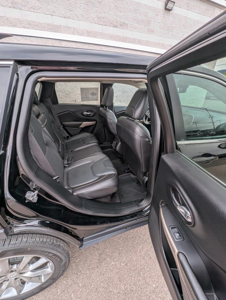 2017 Jeep Cherokee Limited Photo
