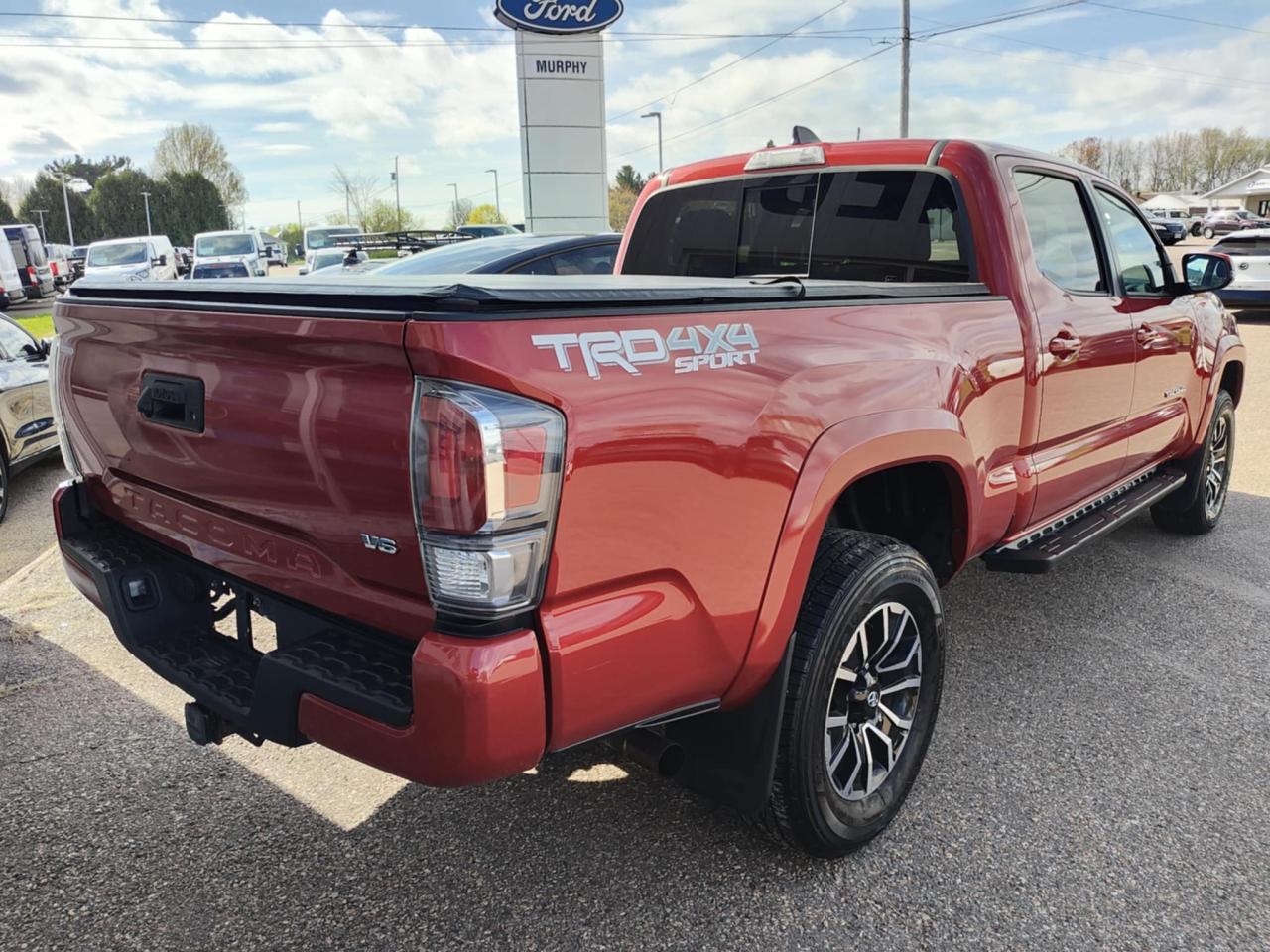 2022 Toyota Tacoma Base