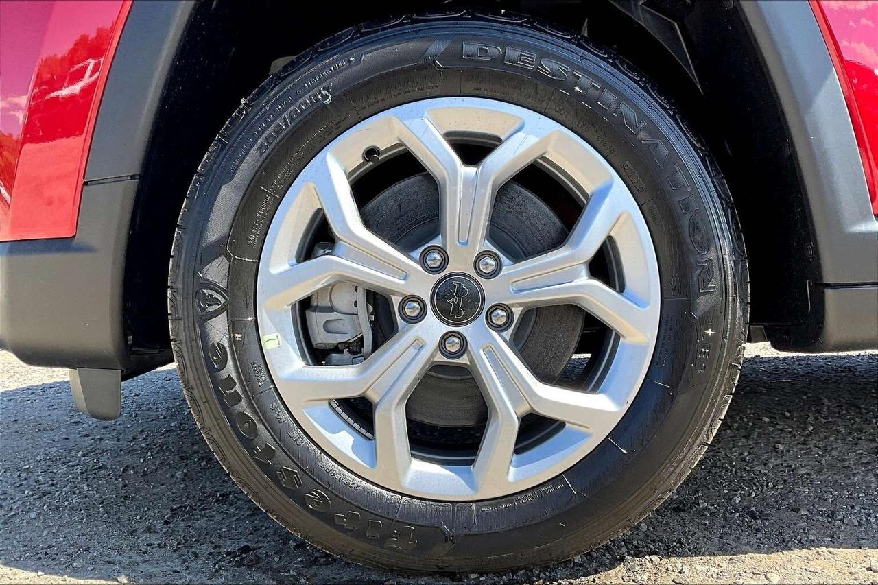 2025 Jeep Compass NORTH 4X4 | Pwr Liftgate " 10.1" Touchscreen | Nav Photo