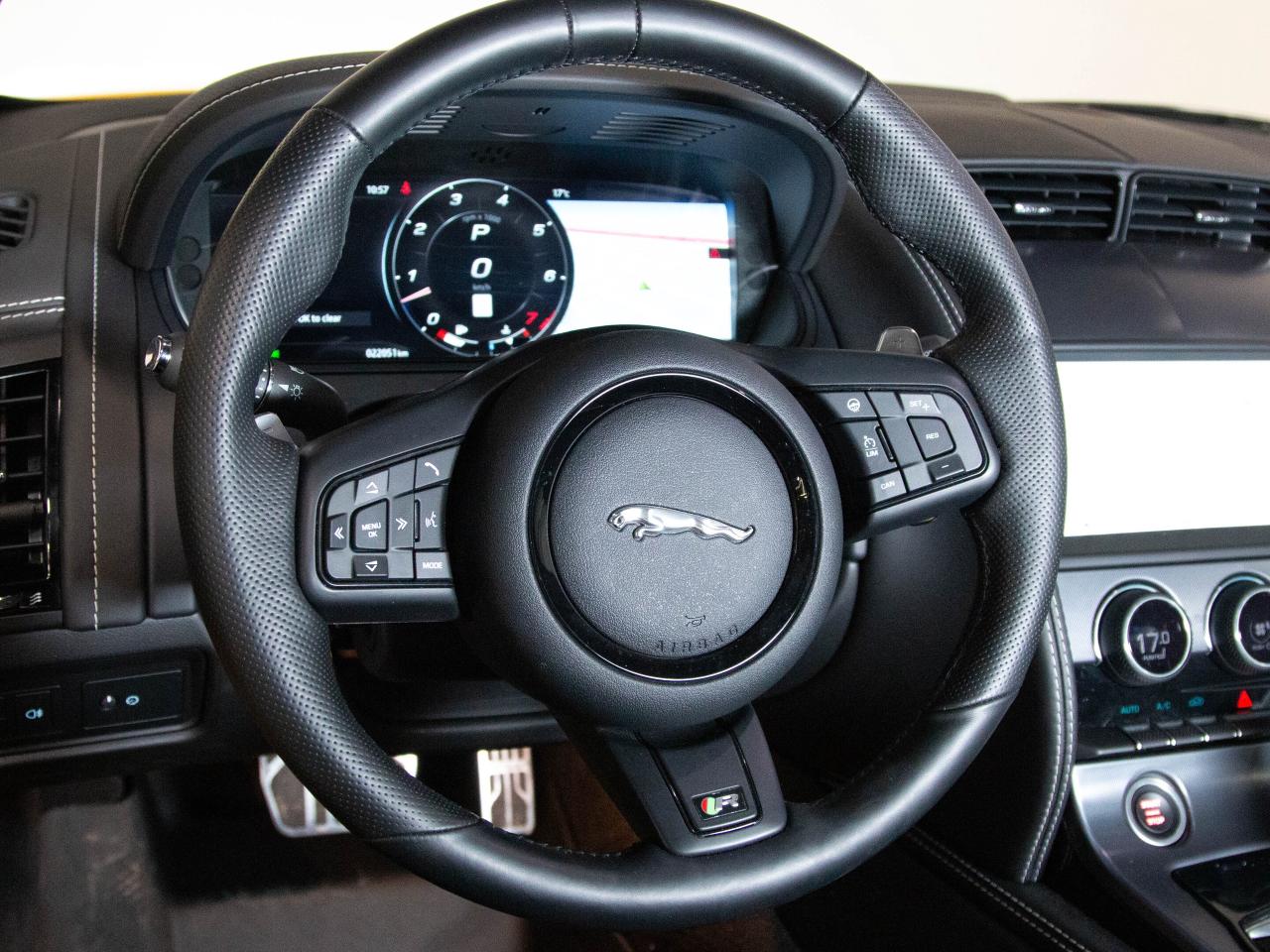 2022 Jaguar F-Type P575 R | COUPE | AWD | MERIDIAN | 20" RIM | PANO Photo