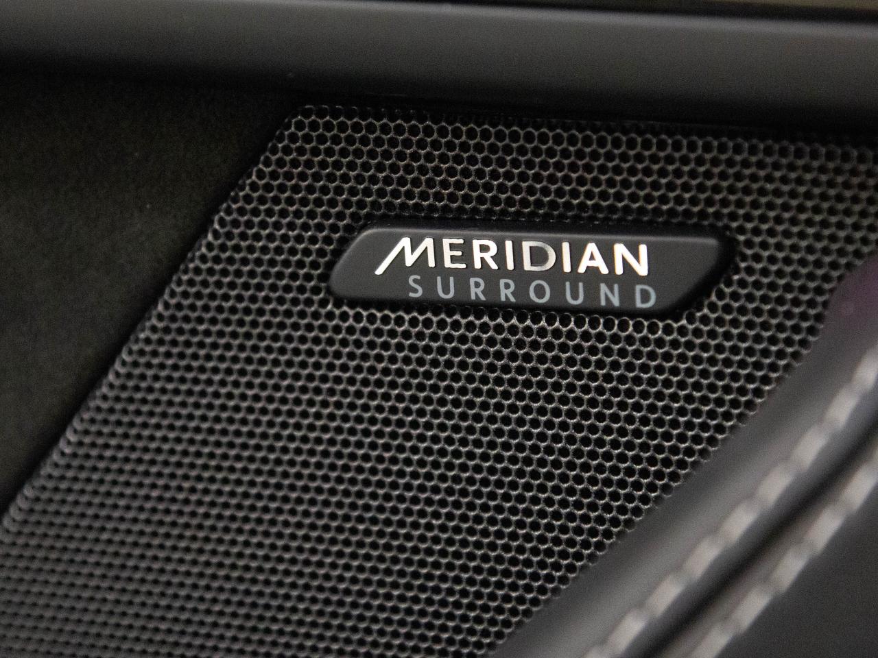 2022 Jaguar F-Type P575 R | COUPE | AWD | MERIDIAN | 20" RIM | PANO Photo