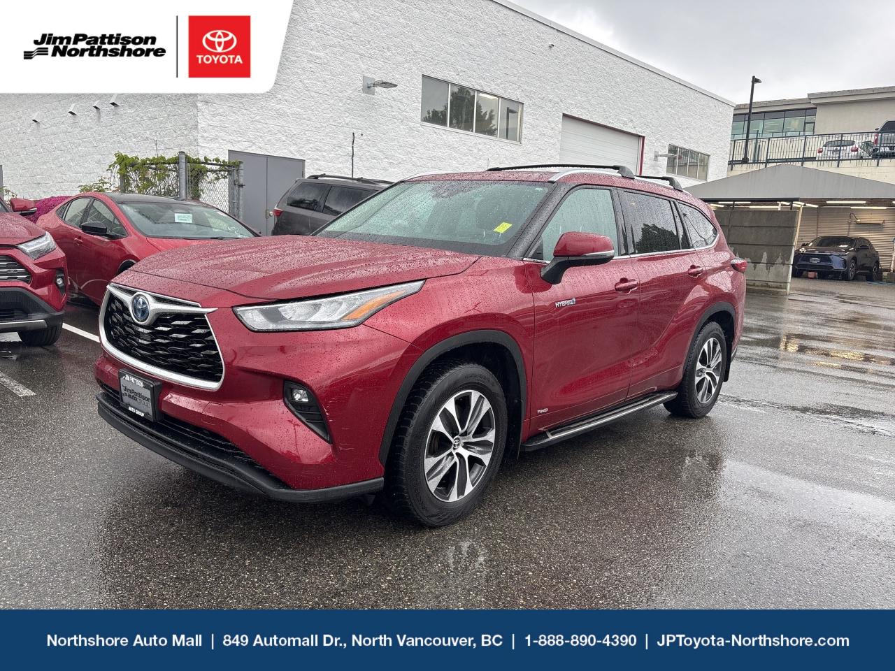 Used 2021 Toyota Highlander HYBRID XLE, Certified for sale in North Vancouver, BC