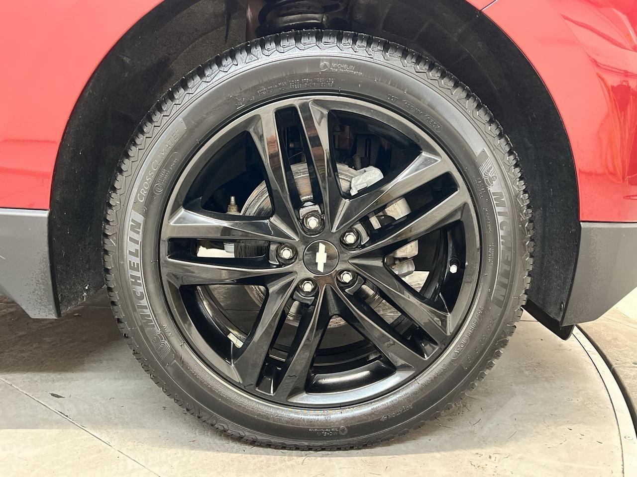 2021 Chevrolet Equinox LT SPORT AWD | HTD SEATS | CARPLAY | 19IN ALLOYS Photo