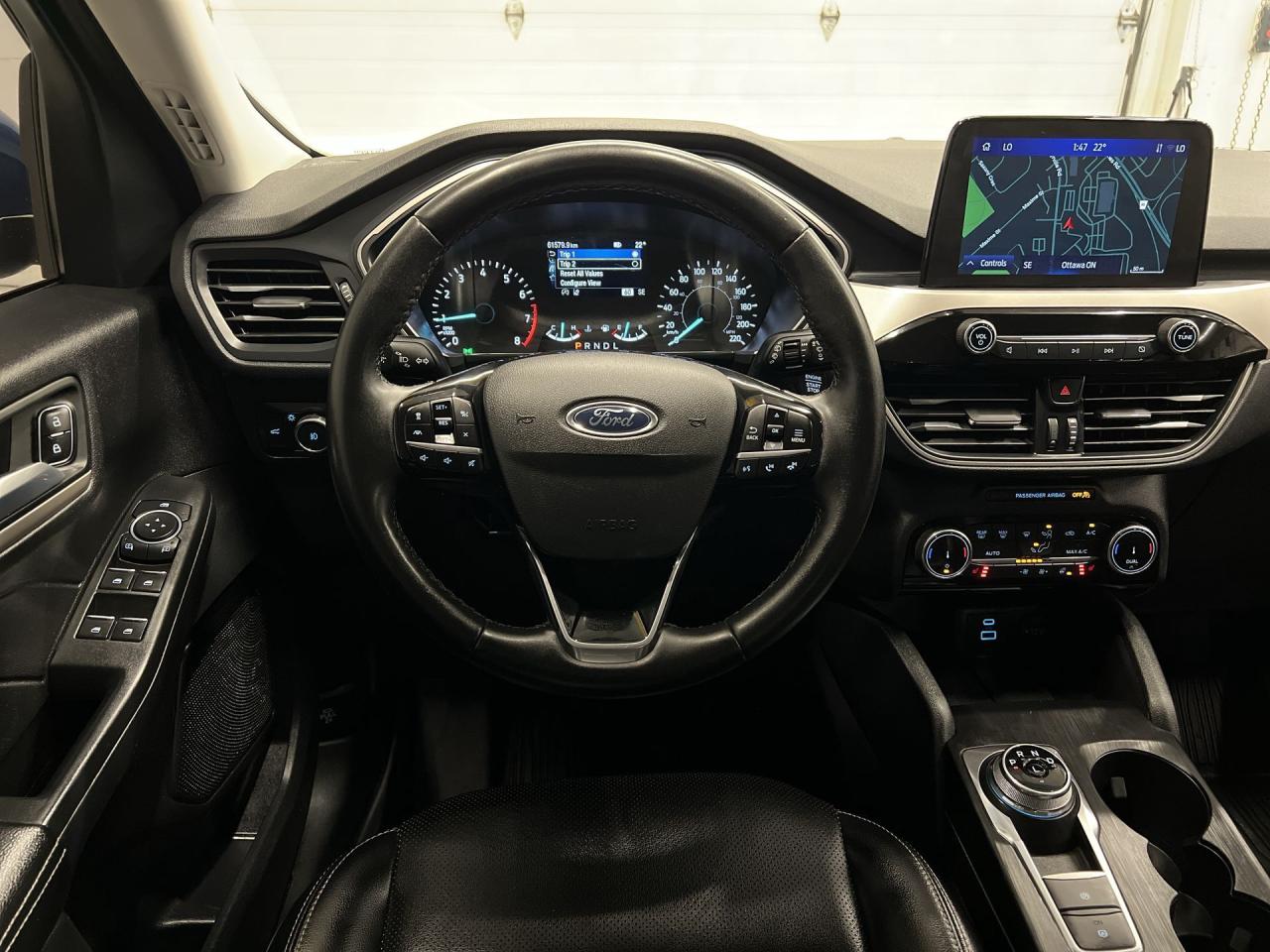 2022 Ford Escape SEL AWD | HTD LEATHER | CARPLAY | REMOTE START Photo