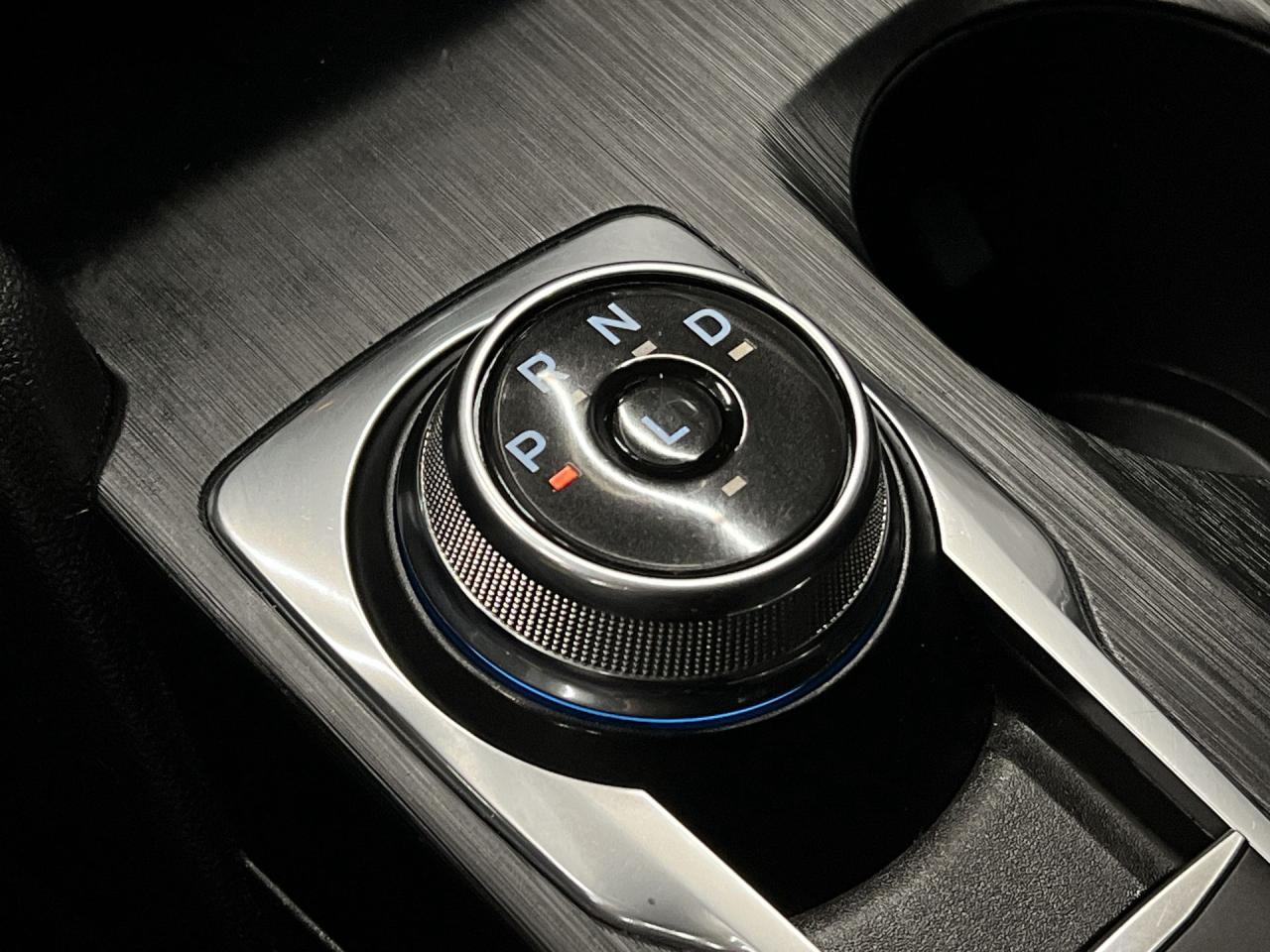 2022 Ford Escape SEL AWD | HTD LEATHER | CARPLAY | REMOTE START Photo