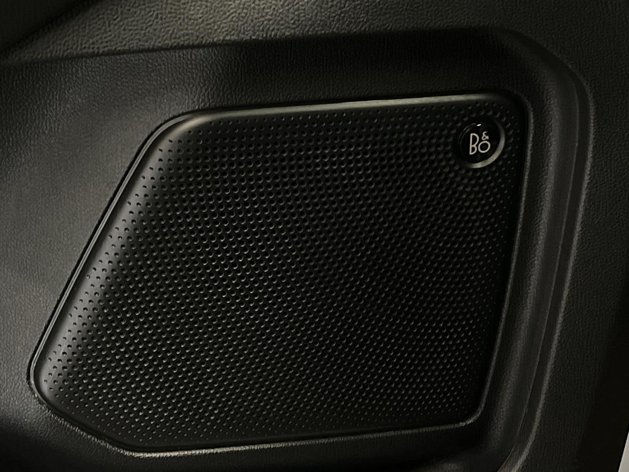 2021 Ford Escape TITANIUM HYBRID AWD | ELITE PKG|LEATHER |PANO ROOF Photo