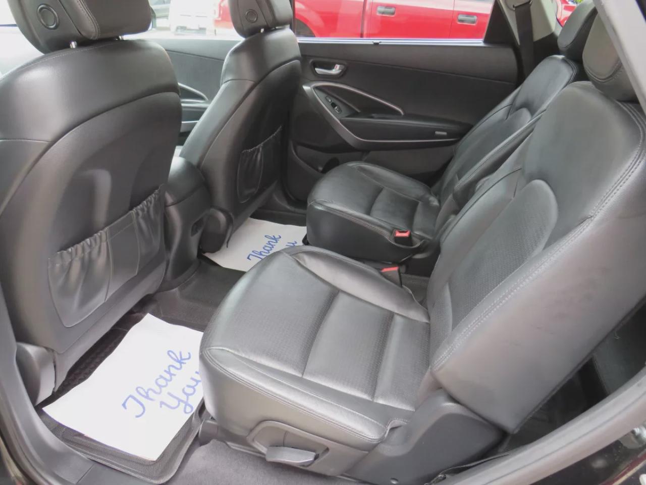 2014 Hyundai Santa Fe XL Luxury (**ONE OWNER**AWD**6 SEATER**ALLOY WHEELS**FOG LIGHTS**LEATHER** POWER DRIVERS/PASSENGERS SEAT**PANORAMIC SUNROOF**2ND ROW CAPTAINS CHAIRS**3RD ROW OF SEATING**POWER DRIVERS SEAT**HEATED STEERING WHEEL**BLIND SPOT MONITORING**AUTO HEADLIGHTS**BA Photo