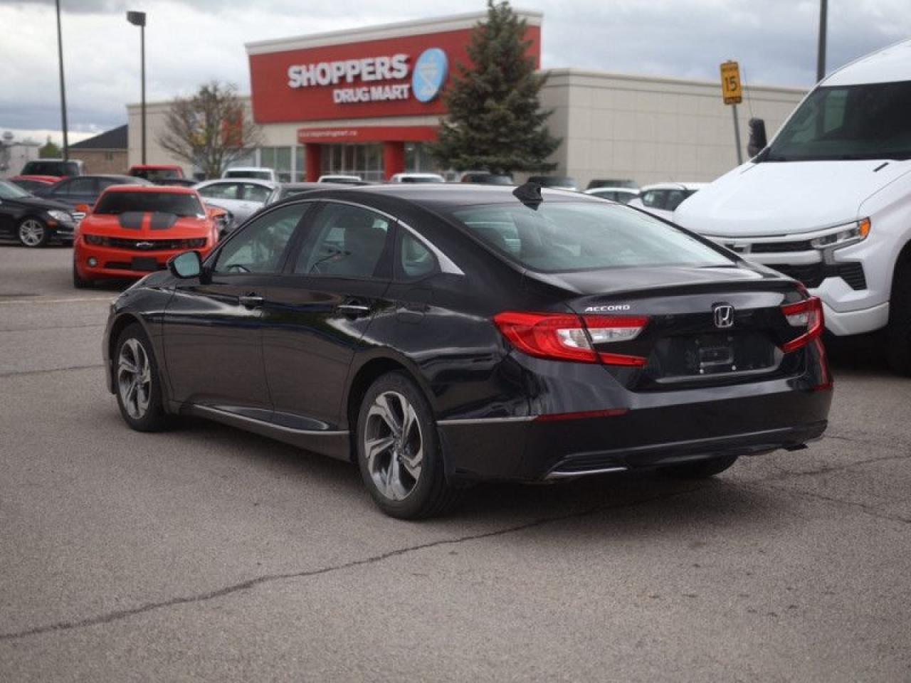 2019 Honda Accord Sedan EX-L CVT  **LOW MILEAGE - SUNROOF** Photo2
