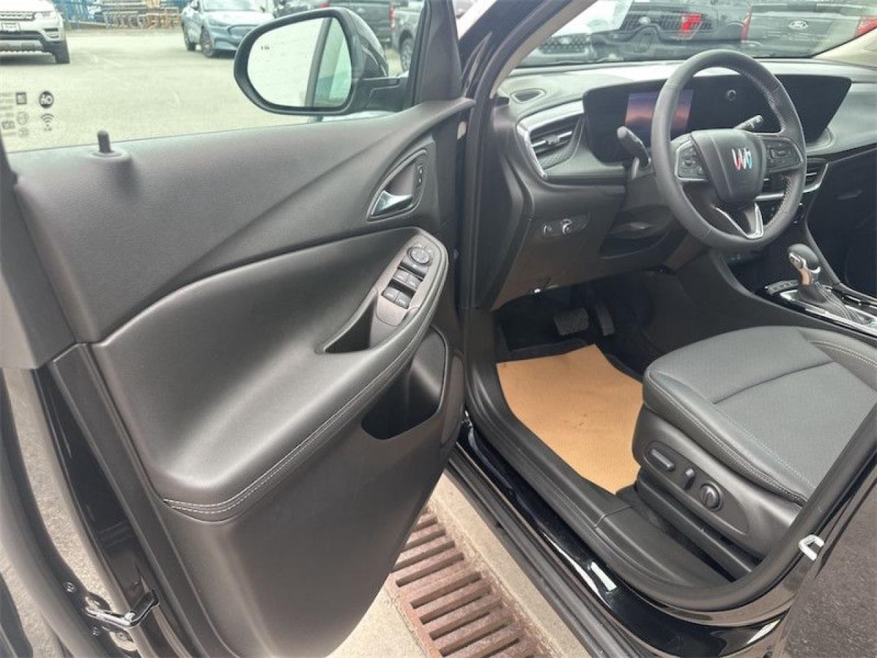 2025 Buick Encore GX Preferred AWD  - Low Mileage Photo5