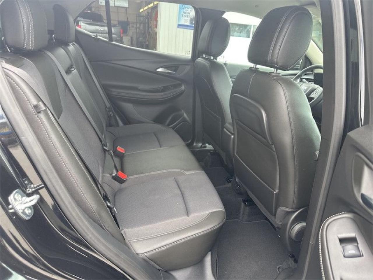 2025 Buick Encore GX Preferred AWD  - Low Mileage Photo5