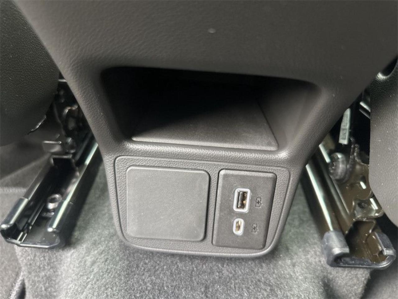 2025 Buick Encore GX Preferred AWD  - Low Mileage Photo5