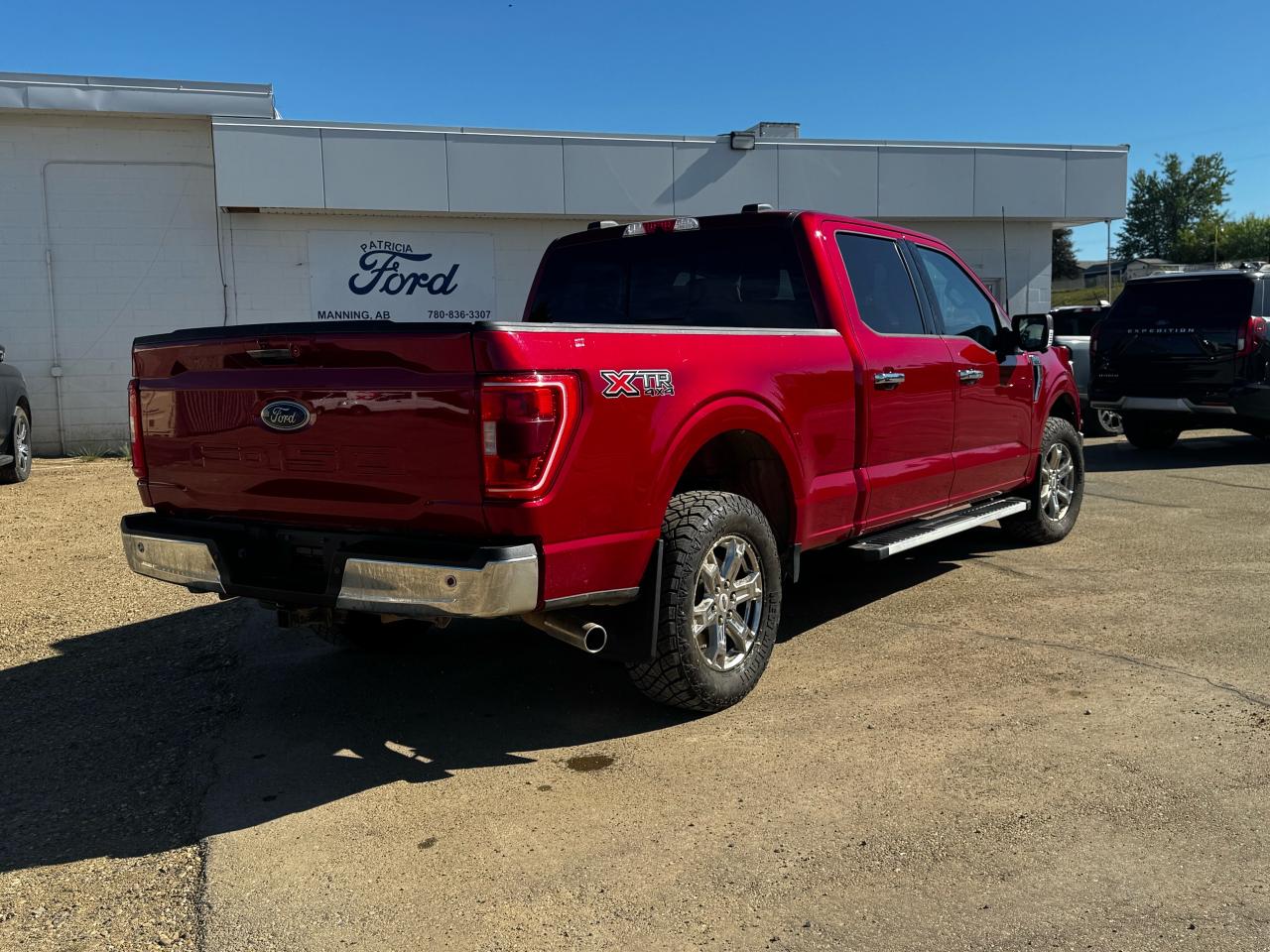 2022 Ford F-150 4x4 Supercrew-157 Photo2