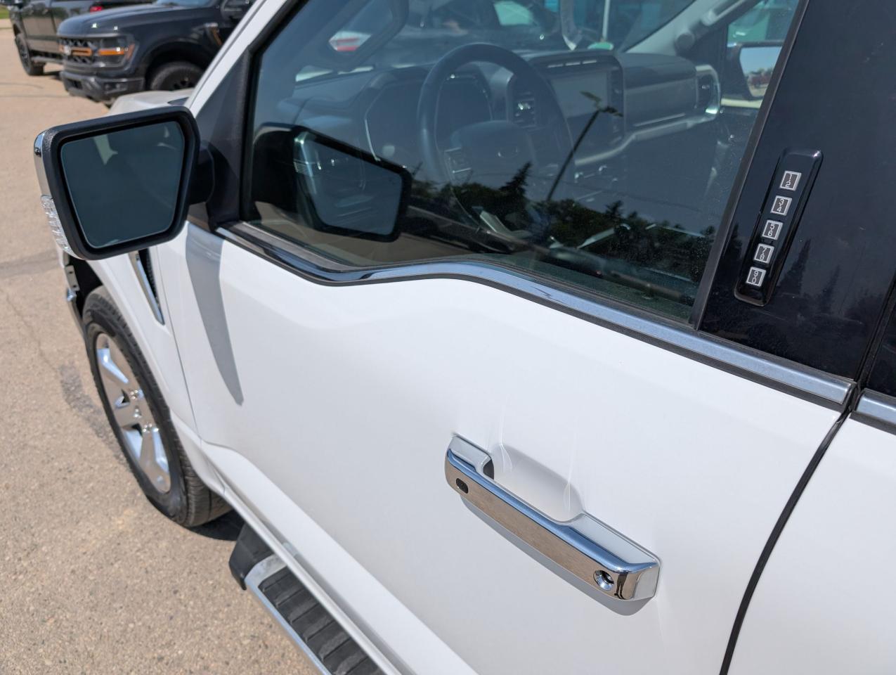 2022 Ford F-150 Lariat Photo5