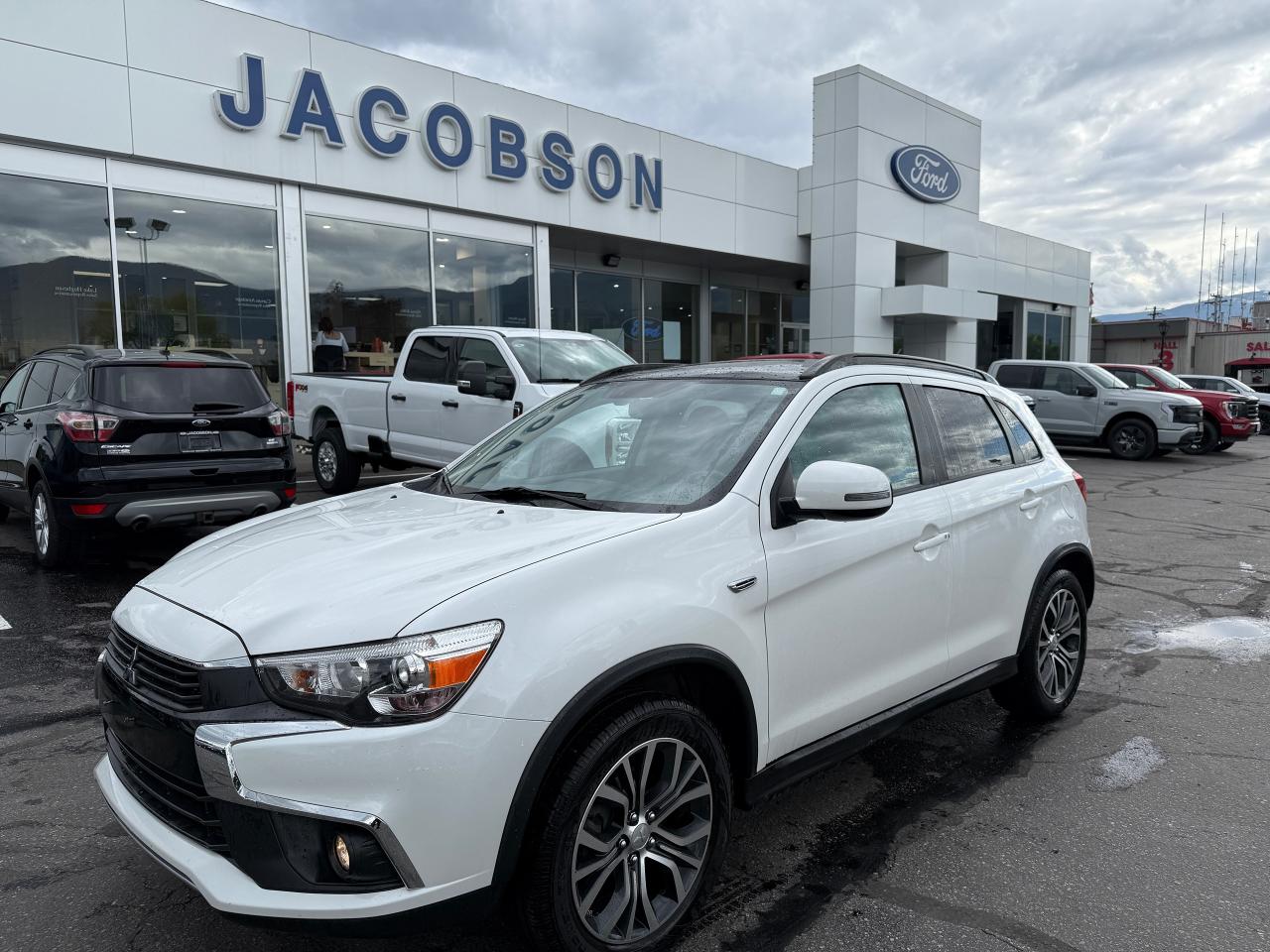 Used 2016 Mitsubishi RVR GT for sale in Salmon Arm, BC