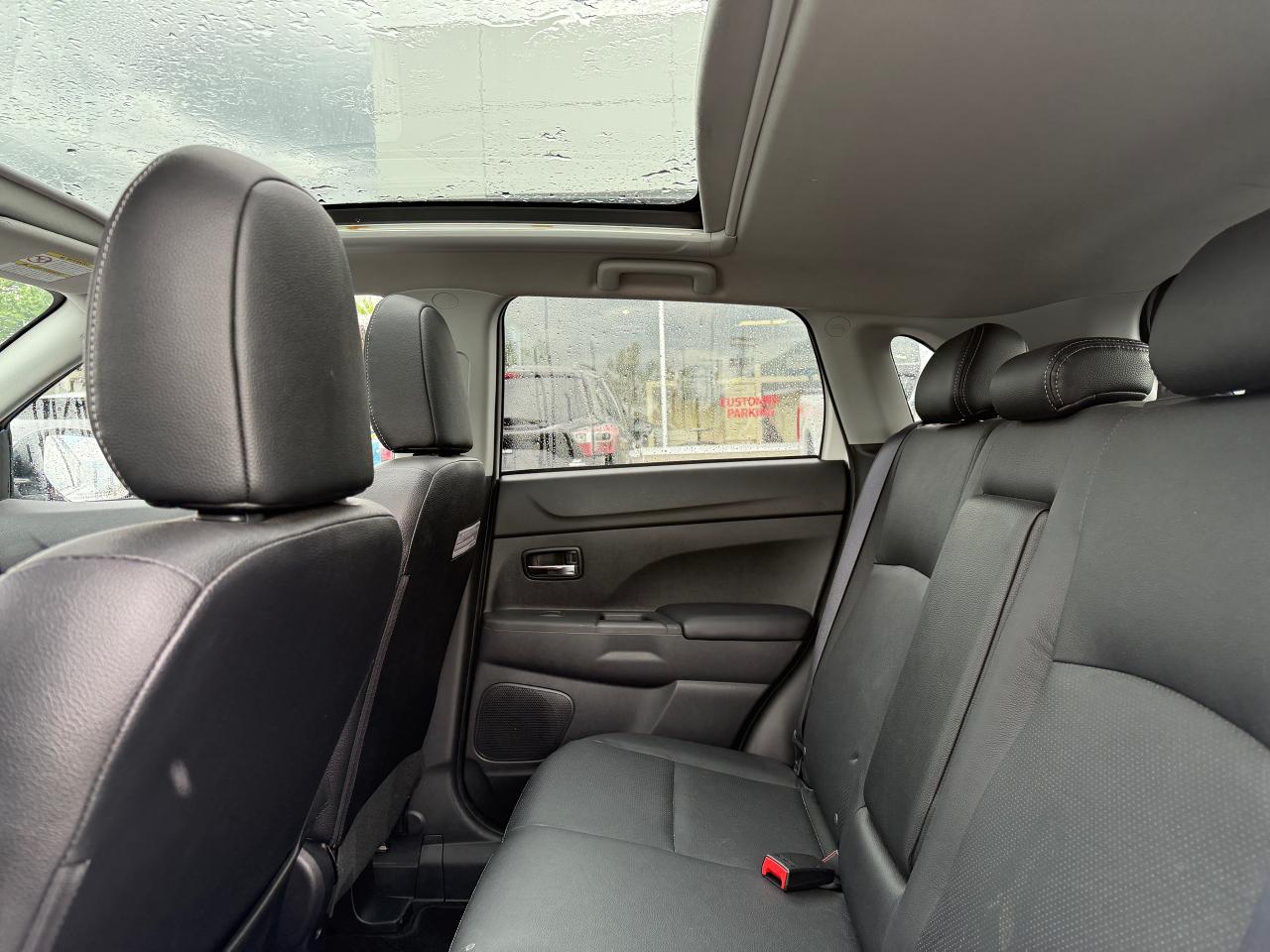 2016 Mitsubishi RVR GT Photo5