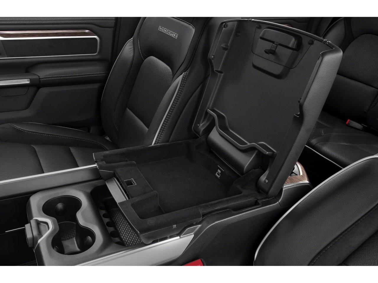 2019 RAM 1500 Laramie Photo5
